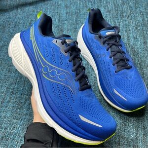 Saucony Hurricane 25 Running Shoes in Lapis Blue Citron Men's Size 12.5 Sneaker